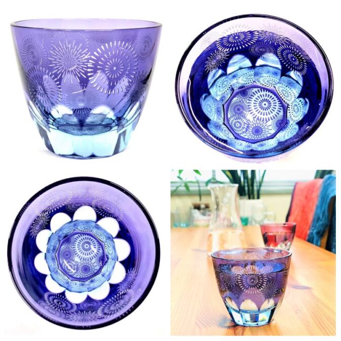 グラスにお酒を入れるとグラス底面に彫刻した模様が側面に映り込み花火が広がる、砂切子ならではの不思議なグラスです! ライトブルーの素地に紫色を被せた2重構造の被せ硝子を使用し、打ち上げられた花火を側面に彫刻。その花火が水面に写る様を表現した至高の一品です。紫なので古希・喜寿・卒寿の贈り物としてもピッタリです！