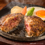十勝若牛100%のハンバーグです。 100gを6個入りで、お弁当のおかずとしても最適です。 とろけるように柔らかく、 肉汁たっぷりのハンバーグを是非お試しください。 ヤマト運輸クール便でお届けします。