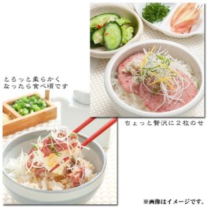 牛とろファイブはとろっと柔らかくなったら食べごろです。ちょっと贅沢に2枚のせ